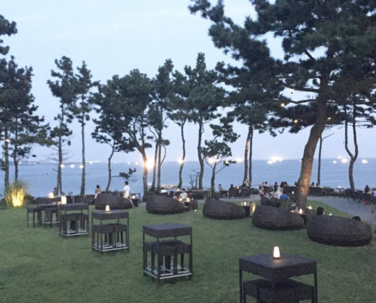 중문 해변 라운지바 '바다다'