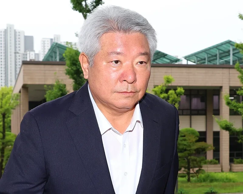 김홍일 변호사 검사 경력