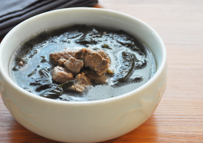 미역국(Miyeokguk)에 대한 뜻과 어원, 유래, 역사, 특징, 맛과 영양, 조리법(레시피), 세계화, 전 세계 맛집, 프랜차이즈