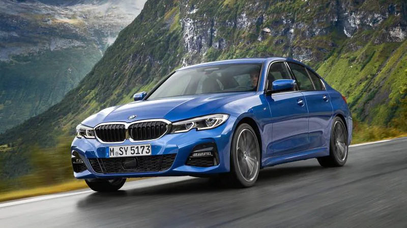 스포츠 세단 320i