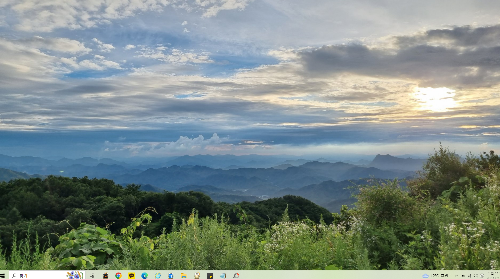 윈도우 10 바탕화면에 배경화면 설정