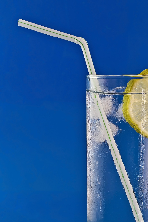 다회용 빨대, 환경을 생각하면 위생부터 따져봐야 합니다