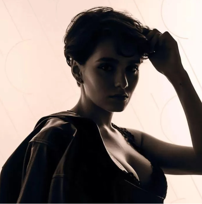 영화 승리호 악역으로 나온 멕시코 누나