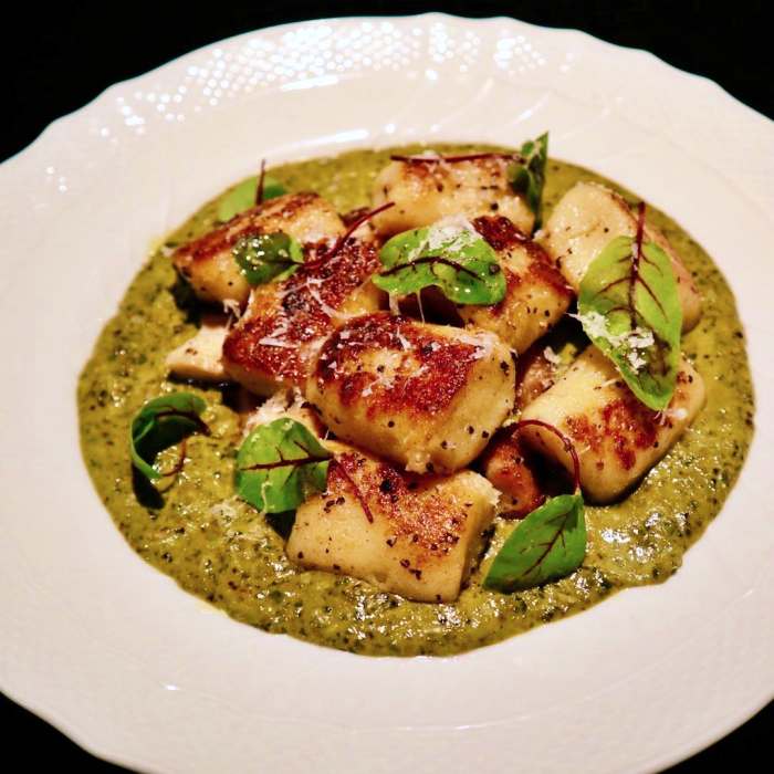 토요일은 밥이좋아 서울숲 성수 흑돼지 스테이크 맛집 제주 돼지 프렌치렉 바질 라자냐 레드향 카프레제 성게 우니 파스타 서울 핫플 6미 토밥 좋아 추천 방송정보