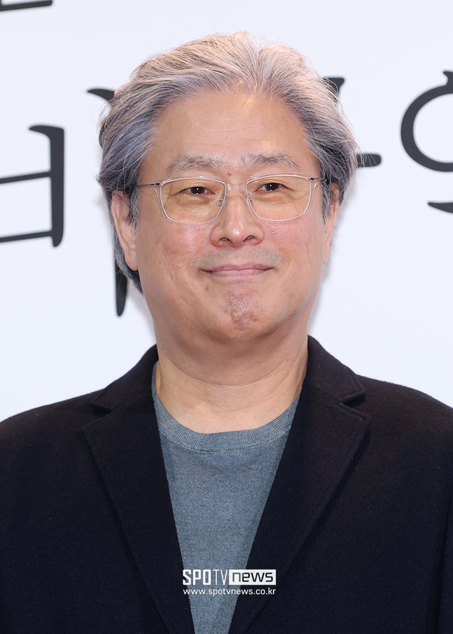 박찬욱 감독, 美 작가조합(WGA) 제명 파업 규정 위반의 전말