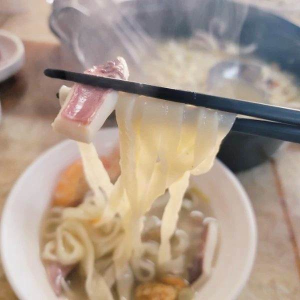 6시내고향 철원 한탄강 해물칼국수 고향정가게 고향 노포 통오징어 칼국수 맛집 오늘 방송 추천