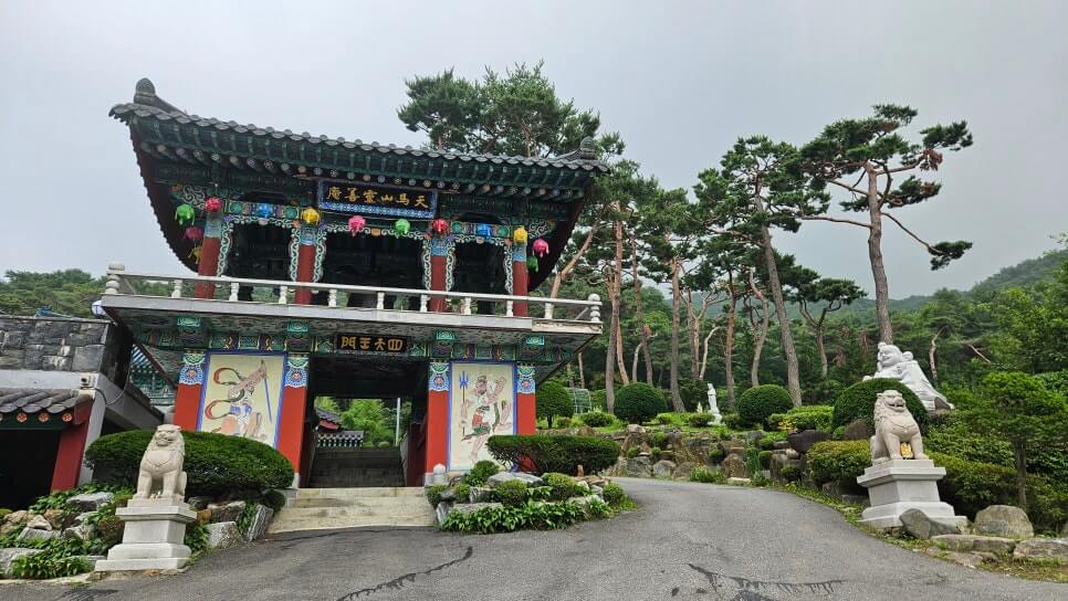 남양주 영선사 : 수리봉 아래 숨겨진 단아한 비구니 사찰