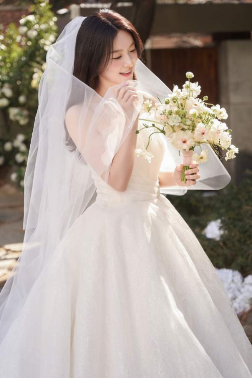 하지혜, 6살 연하 남친과 결혼! 하객 라인업에 연예계 발칵