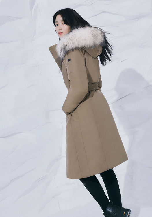 안타티카 패딩 사진