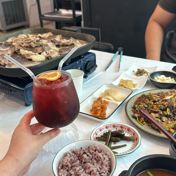 우와한 식당 우렁이 한상