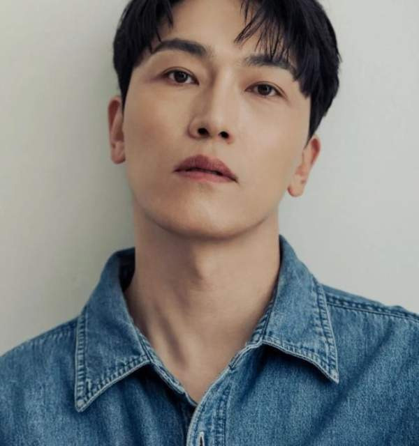 정평 나이 프로필 총정리｜본명 정동진&middot;문근영 남편&middot;7살 차이&middot;뮤지컬 아가사&middot;빨래&middot;아이다 출연작