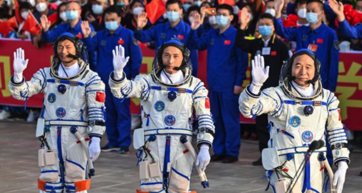 중국-유인우주선