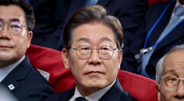 이재명 연사를 바람봄