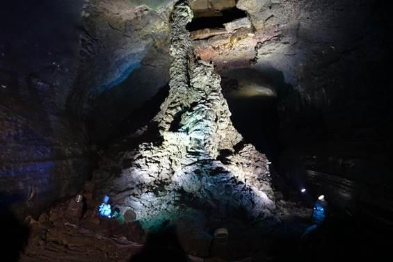 제주_만장굴_석주