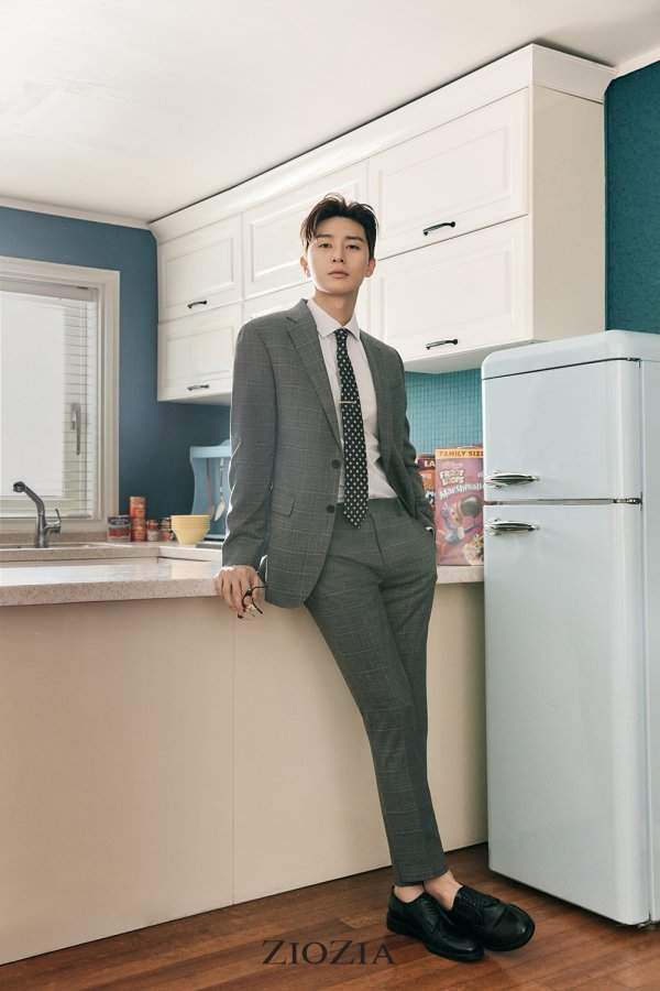 박서준 나이 프로필 학력 고향 작품: '꽃보다 청춘 리미티드 에디션' 납치 전말부터 최신 근황까지