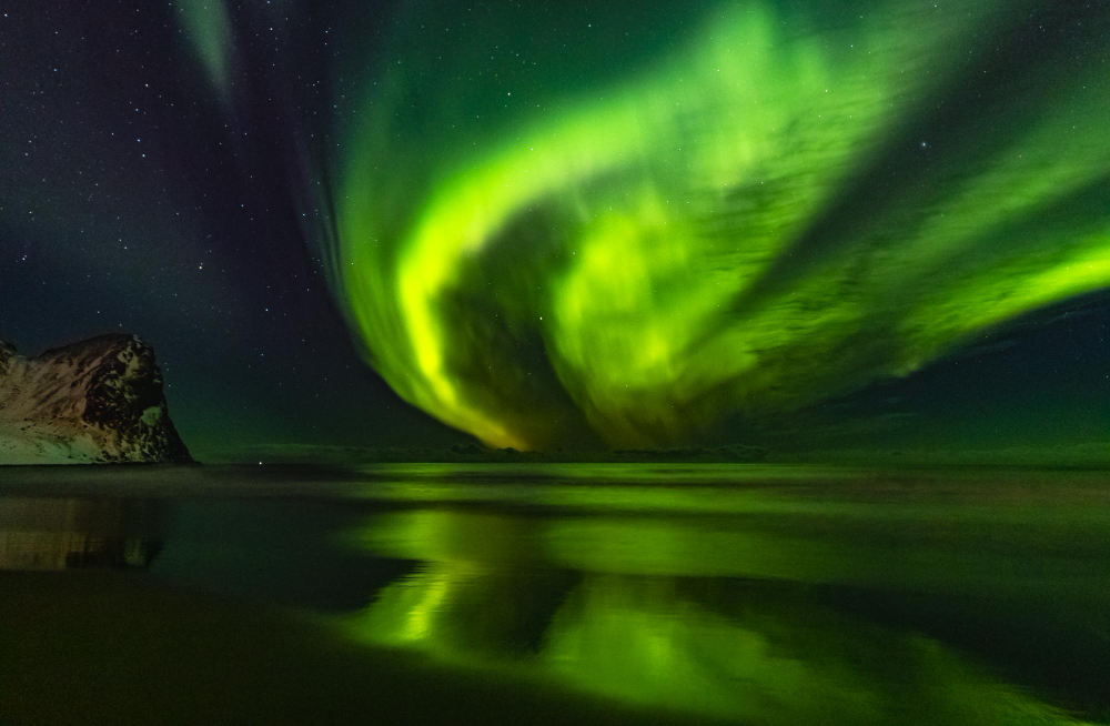 오로라 관측 시기: 춘분&middot;추분이 최고의 시즌인 과학적 이유와 여행 팁 인포그래픽
