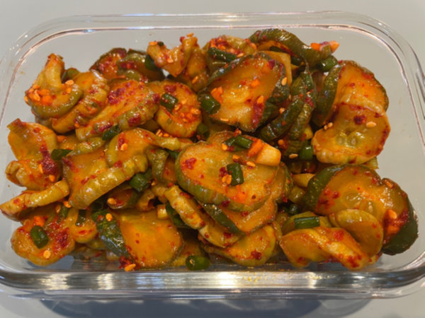 오이지무침 - 밀폐용기에 담아 냉장 보관, 덜어서 먹기