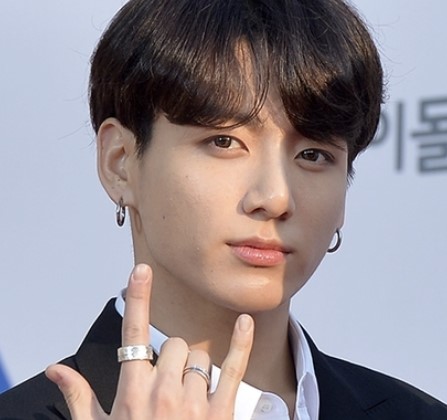 이유비-정국-BTS-사진-1