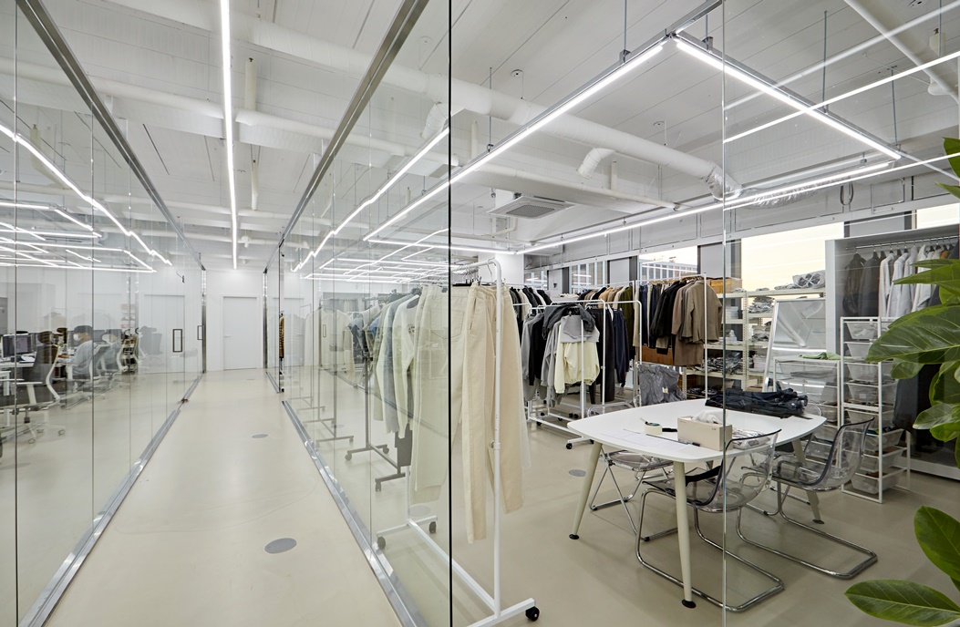 유리가벽오피스인테리어