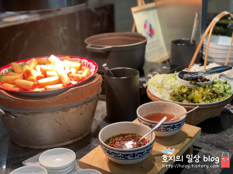 방콕 코트야드 메리어트 에어포트 조식당_뷔페메뉴