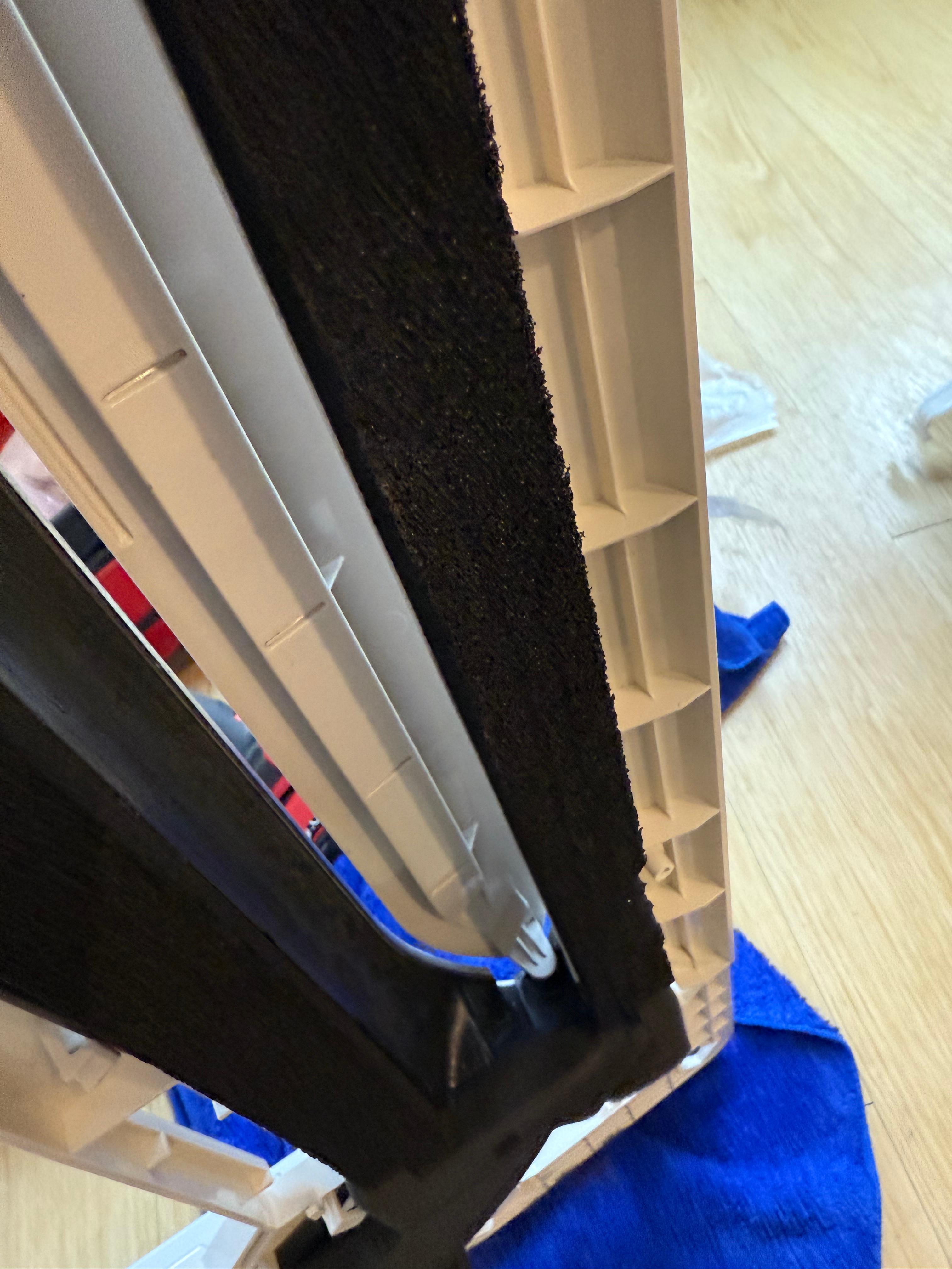 시스템에어컨분해청소 전 프론트판넬