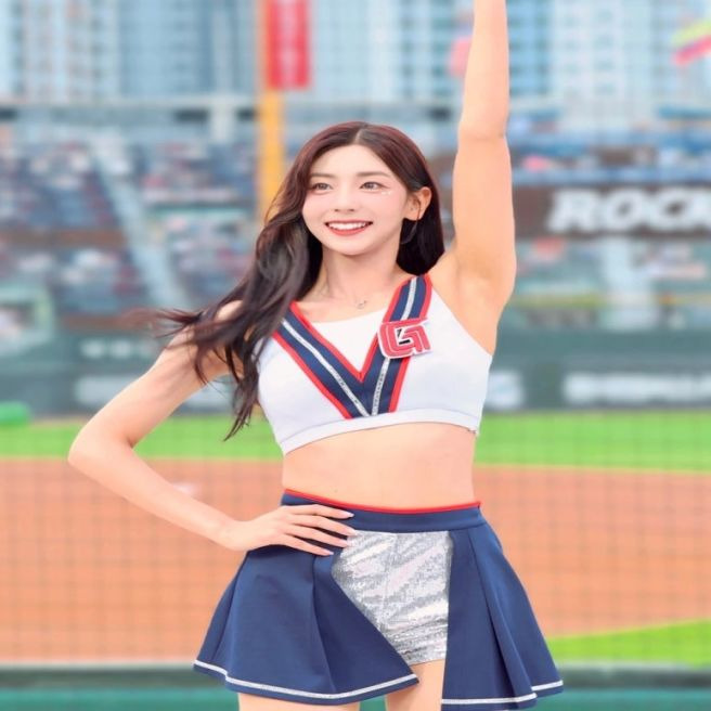 목나경 치어리더 프로필 총정리|나이·키·몸매··롯데 팀장·골때녀 데뷔골·대만 진출·인스타그램