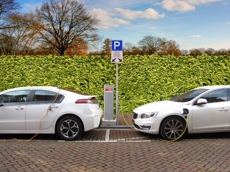 전기차 충전소 사진