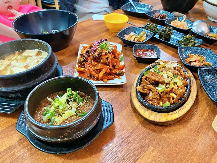 포천 산정호수 맛집 매실 고추장 특제 복분자 쌈장 연 매출 12억 우렁이쌈밥