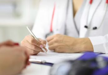 진료 후 의료서류 활용 꿀팁 총정리 – 보험, 연말정산, 재발급까지