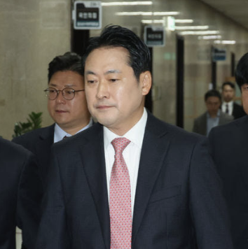 장동혁 국회의원 프로필 장동혁 아파트 4채 논란 지지율 부인 종교 한동훈 