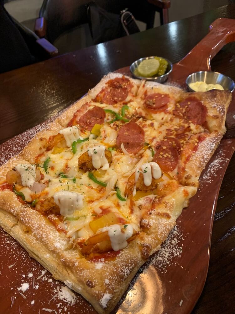 반반피자 전체모습