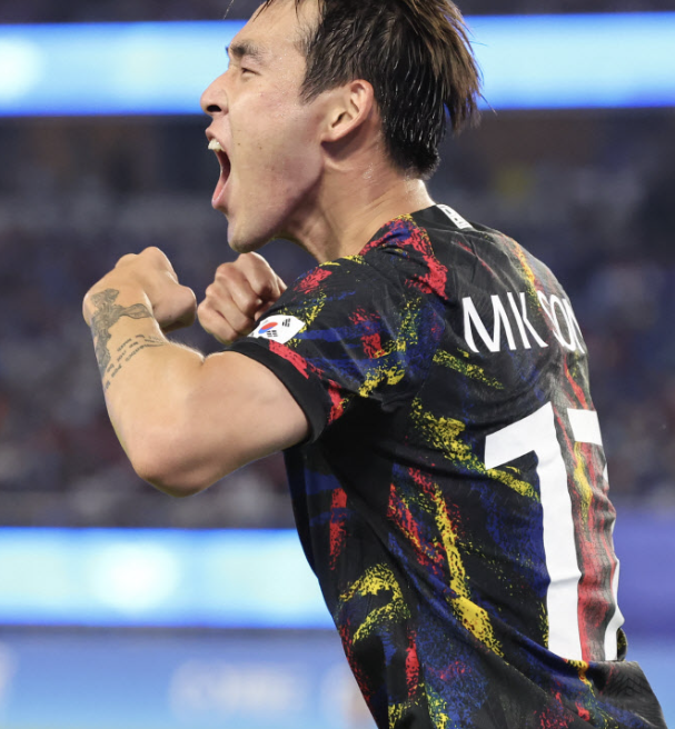 축구 남자 8강전 승리 , 4강 진출