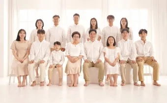 사진관 가족사진 선물 의상 대여 헤어 메이크 가족과 추억 남기는 촬영 준비_11