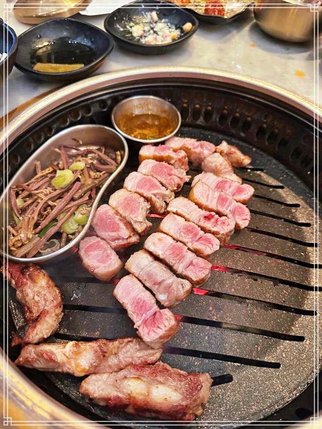 잠실 새내 신천 맛집 생 돼지갈비 성지의 생돼지갈비 숯불 구이