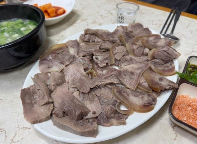 강릉-소머리국밥-부산식당