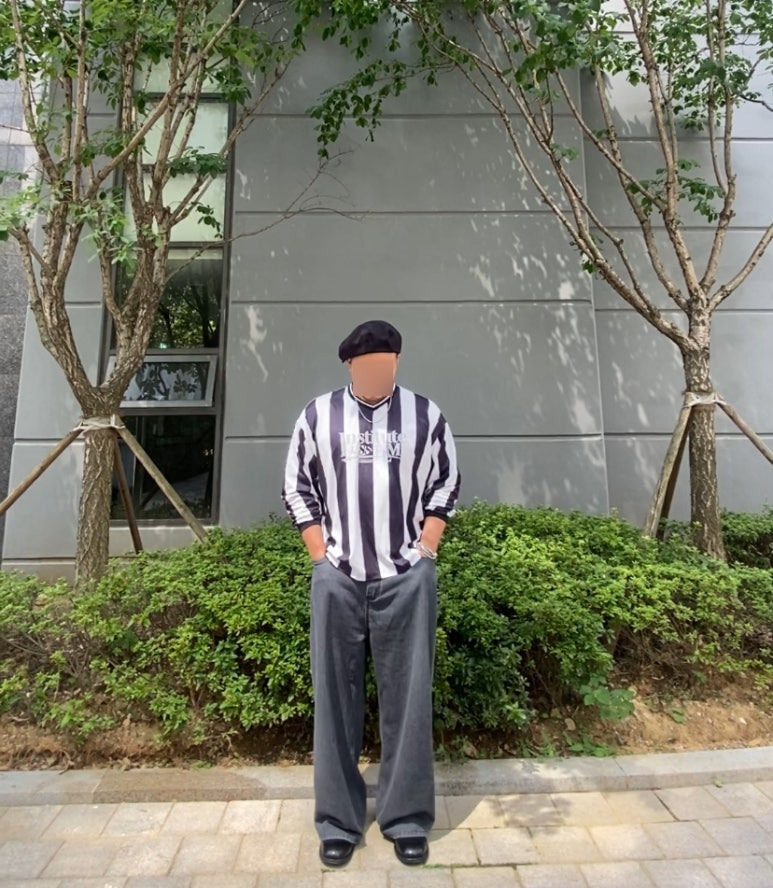 데일리룩('26. 8. 29.)밀리어네어햇 빈티지 헌팅캡 베레모, 필루미네이트 지브라 유벤투스 델피에로 티셔츠, 그리너리크리드 와이드 데님팬츠, 킨치 SHOWER 808 더비슈즈