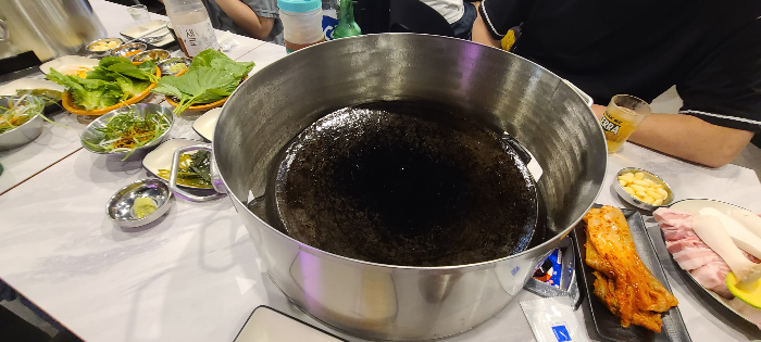 상대원동맛집 삼겹살맛집 무쇠뚝삼겹 메뉴판 생삽겹살 구이준비