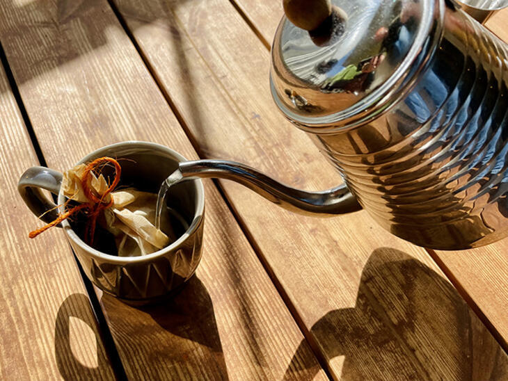 화려하거나 고가의 장비 없이 간편하게 즐기는 커피