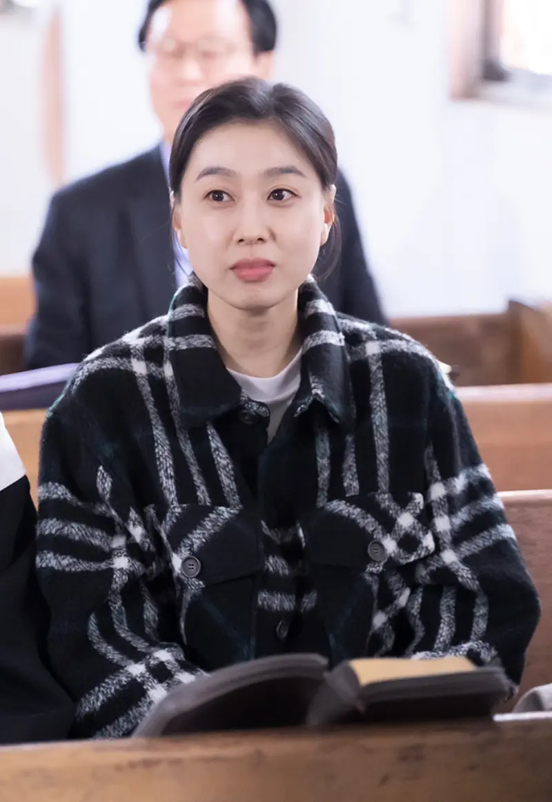 지옥에서 온 판사에서 유정임 역을 맡은 박지연