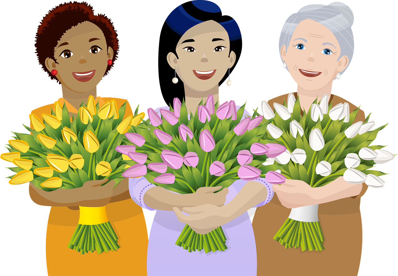 여자셋이서 꽃다발을 들고 활짝웃으며 있는 모습