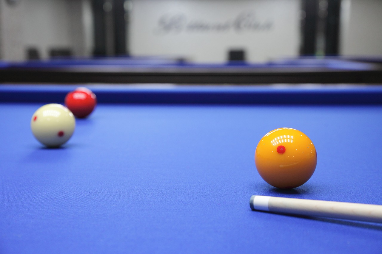 BILLIARD