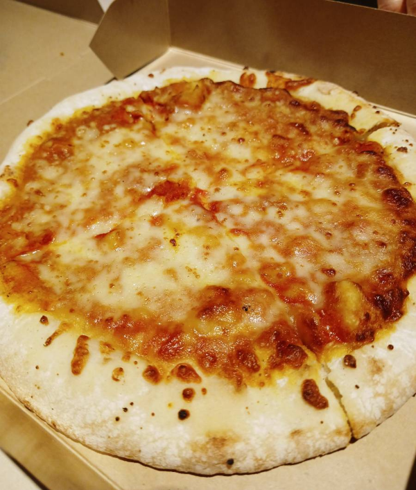 이케아 마르게리타 피자 비주얼