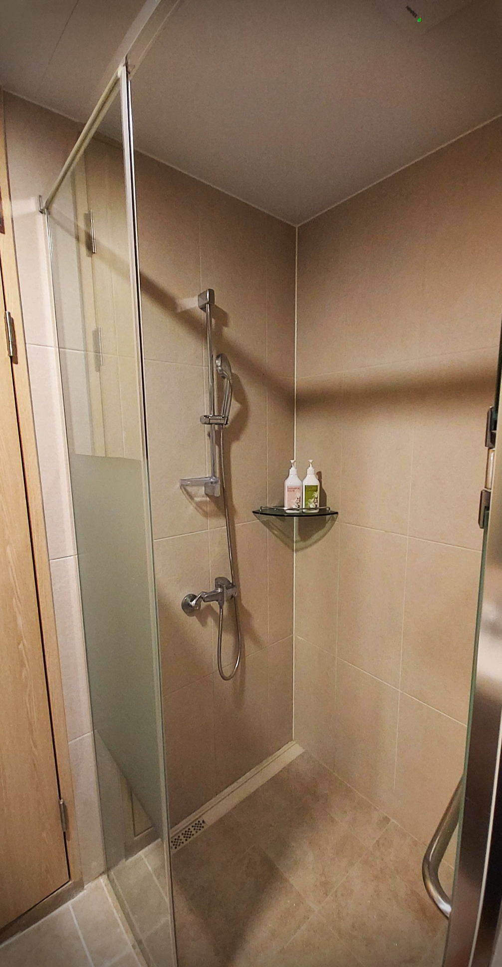 경북 청송군 소노벨 청송 스위트룸 샤워실