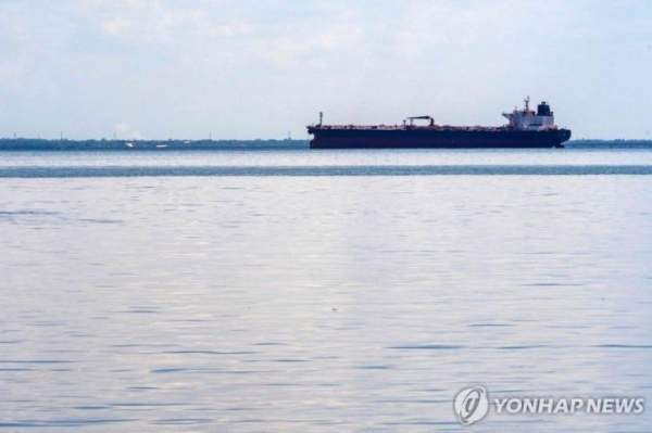 호르무즈 유조선 입항