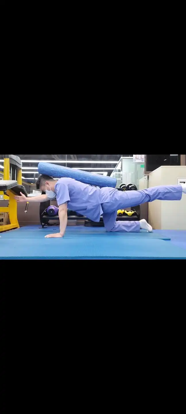 날깨뼈 튀어나옴 재활운동