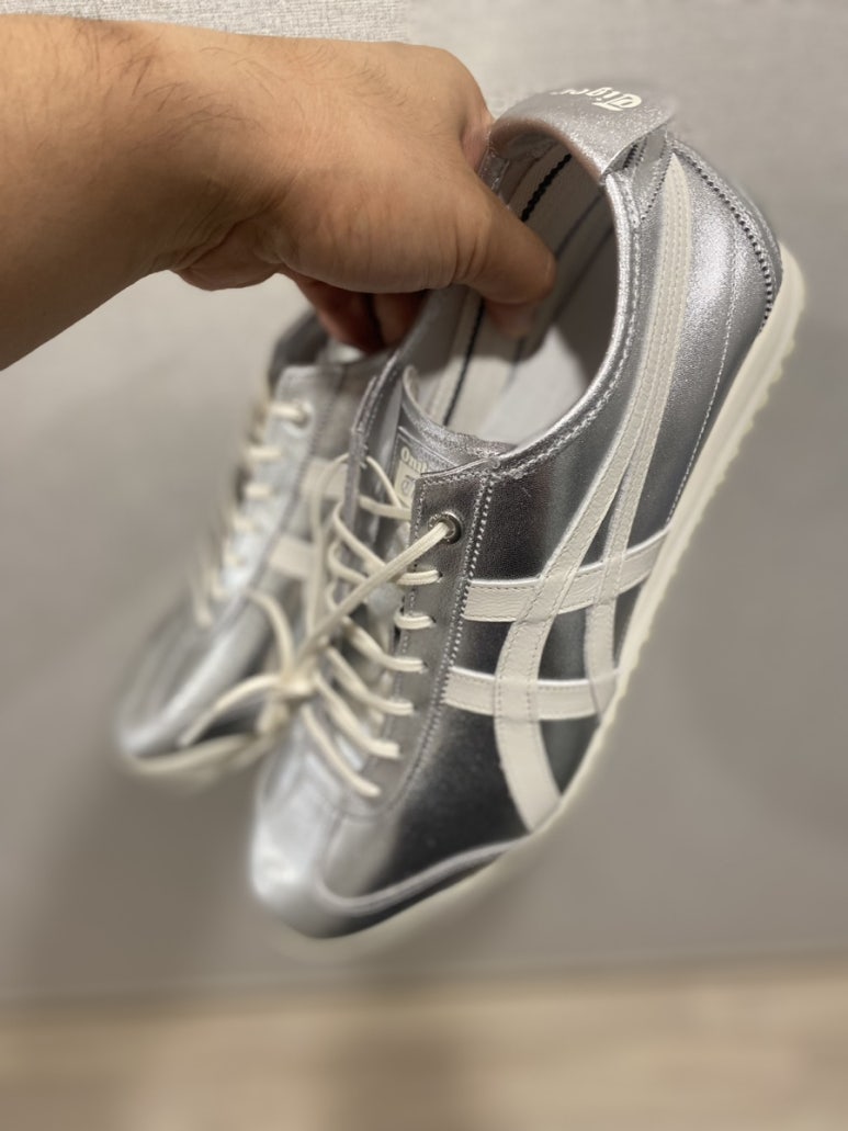 오니츠카타이거 1183B955_020 실버 / ONITSUKA TIGER 멕시코 66 SD 1183B955_020MEXICO 66 SD SILVER:
