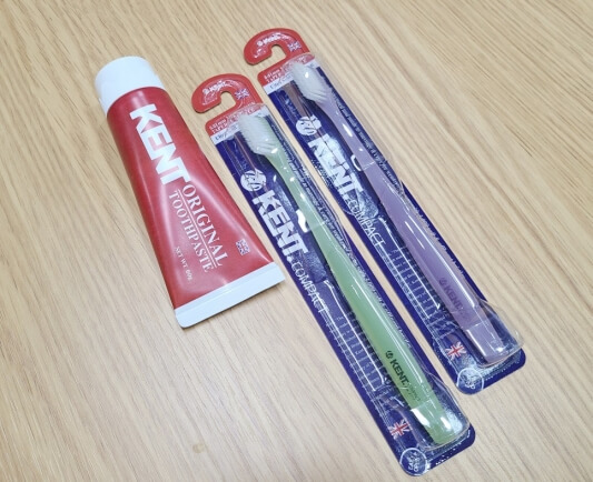 켄트 칫솔과 치약 크기 비교 사진