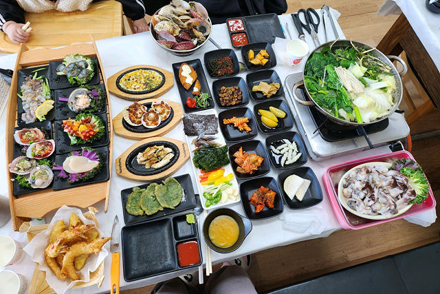남당항 새조개 맛집 축제 가격 택배 만중이네회수산 내포횟집 전망대회수산 홍성본점 또오리회수산 온누리회수산 동백회수산 남해수산 푸른바다 싱싱바다이야기 이슬네수산 왕언니회수산