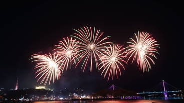 불꽃 축제 장면