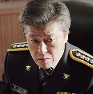 백설공주에게 죽음을 권해효